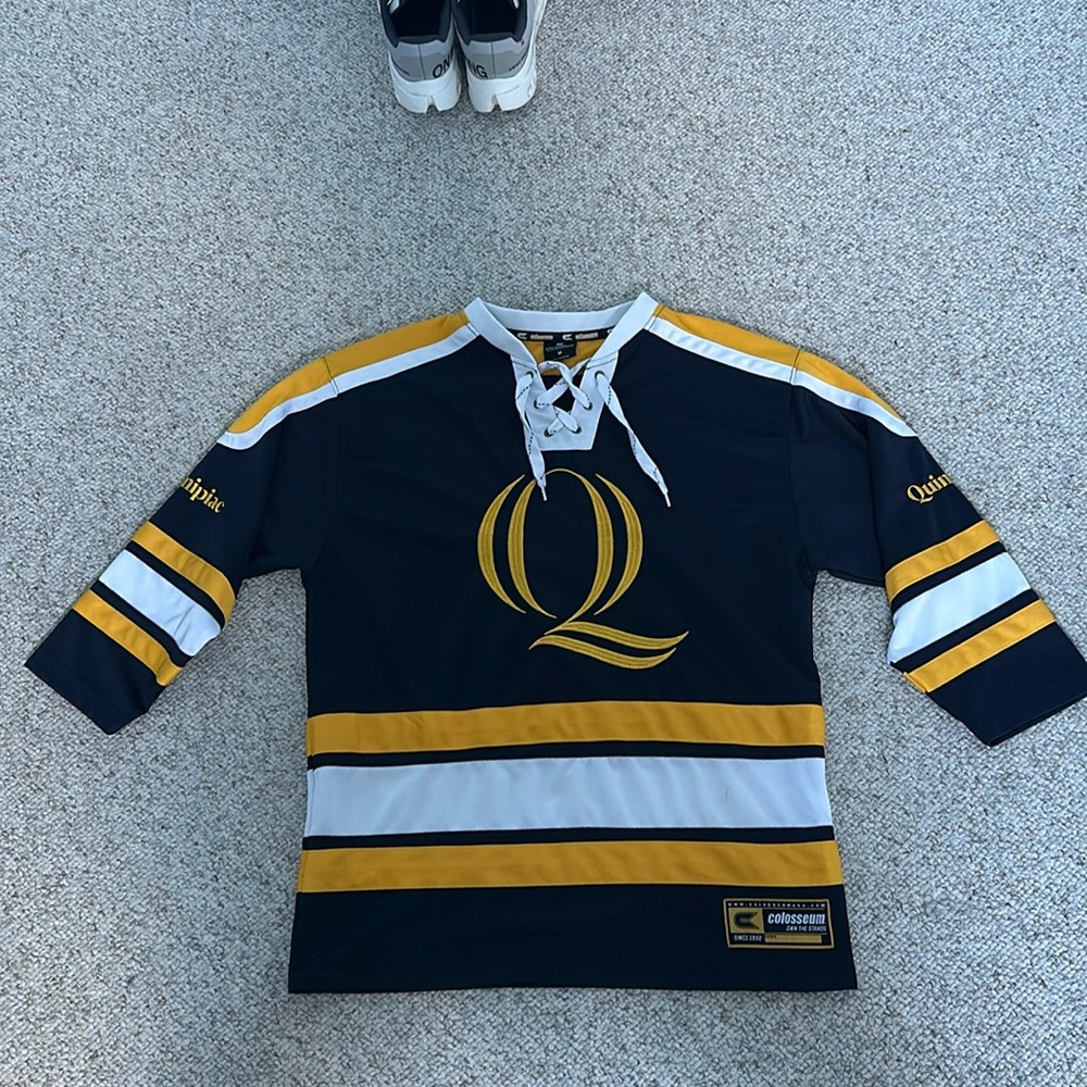 Quinnipiac University hockey jersey